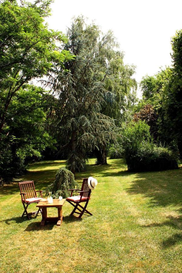 Au Plech Bed & Breakfast Mont-d'Astarac Ngoại thất bức ảnh